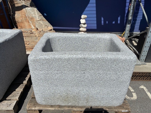 Granit EU Brunnentrog MG1025