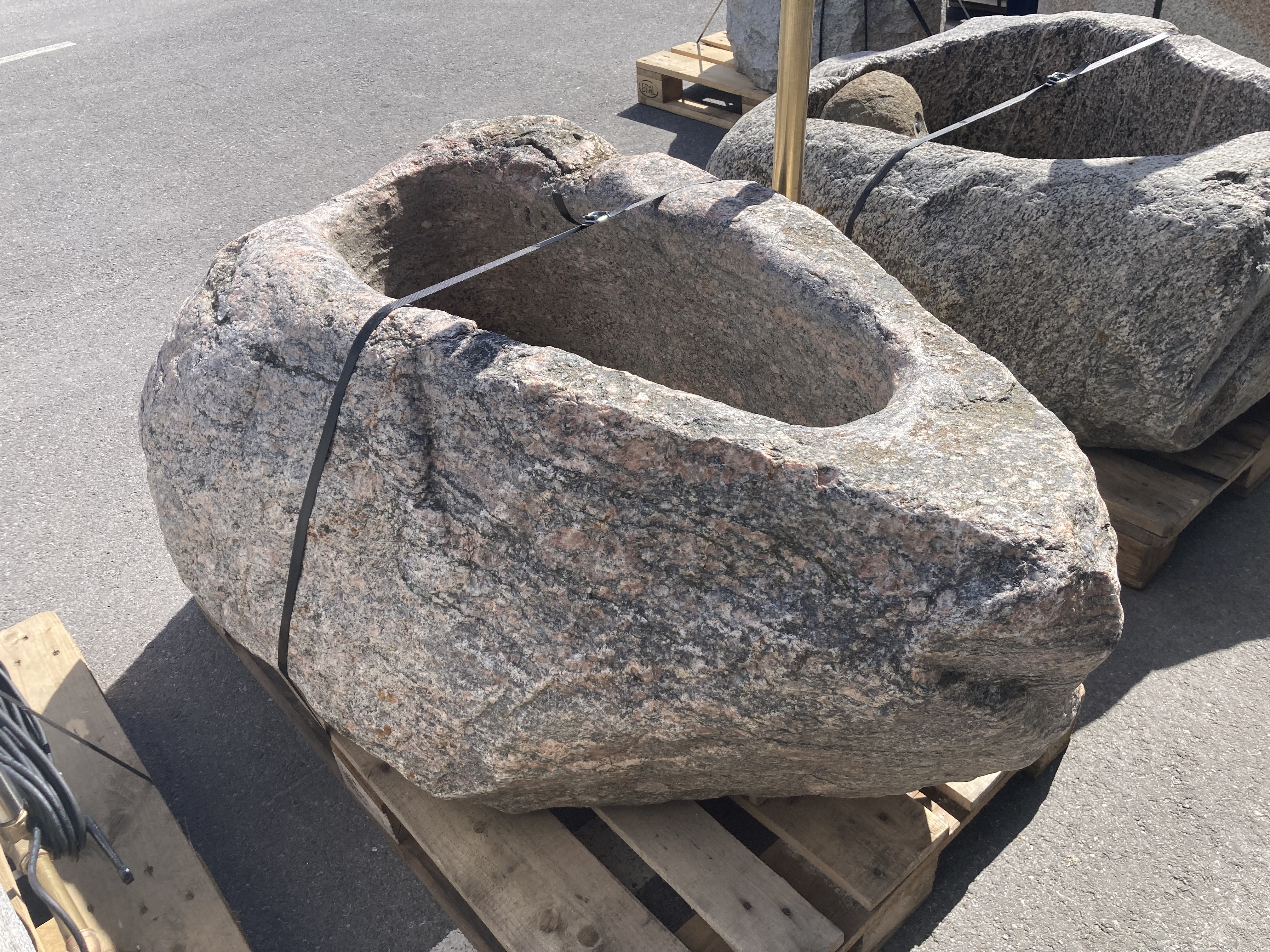 Granit  Findlingsbrunnen MG1166